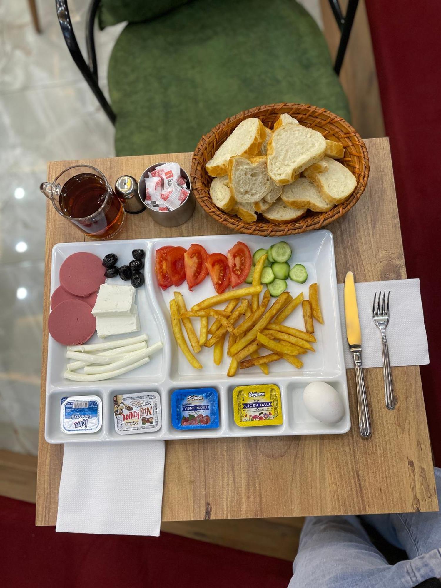 Eymen Palace Hotel Istanbul Bagian luar foto