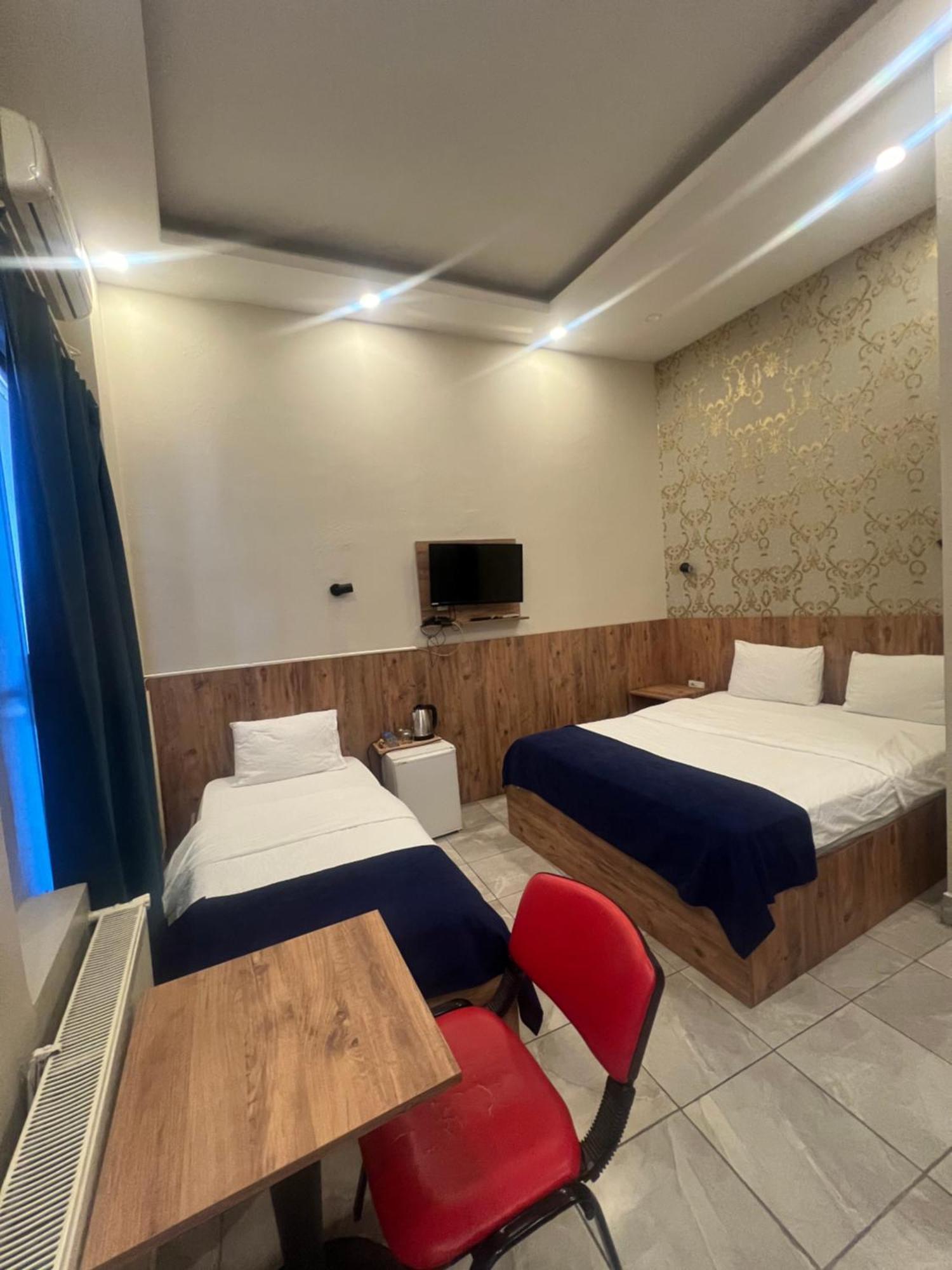 Eymen Palace Hotel Istanbul Bagian luar foto