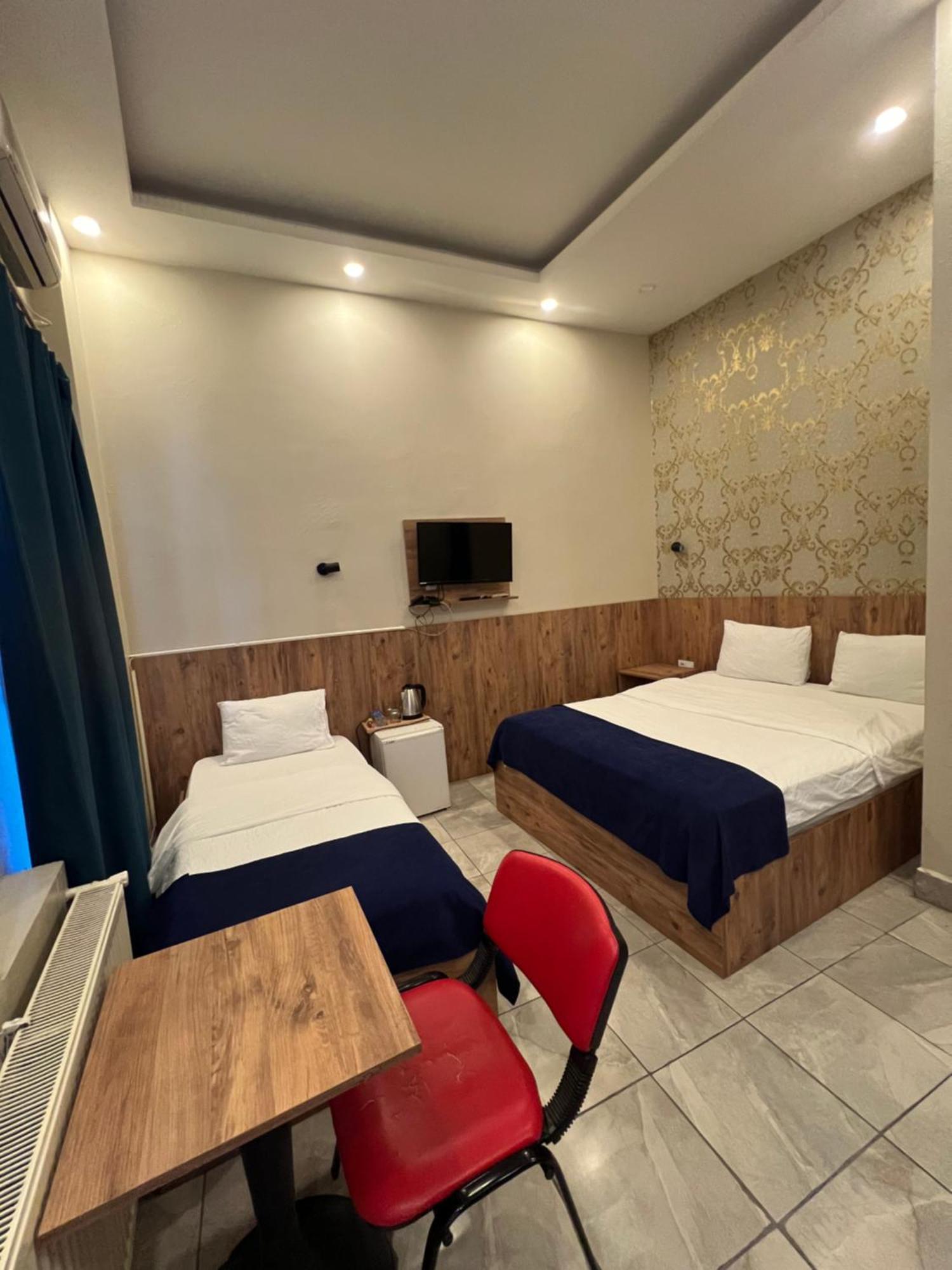 Eymen Palace Hotel Istanbul Bagian luar foto